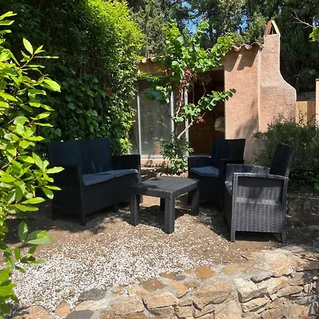 Jolie Maison De Village A Holiday home Grimaud